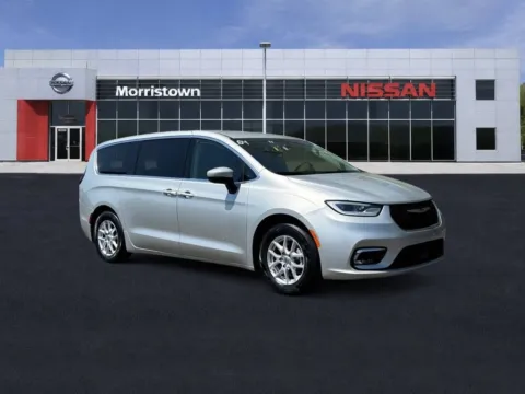Red 2025 Chrysler Pacifica Limited for sale in Morristown, TN