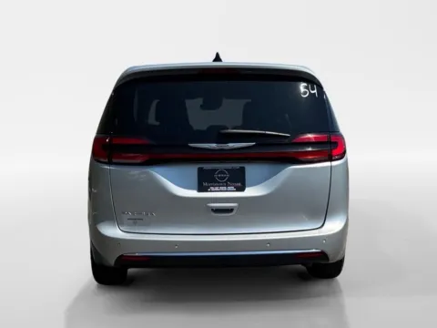 Another view of 2025 Chrysler Pacifica Limited for sale in Morristown, TN at Morristown Nissan