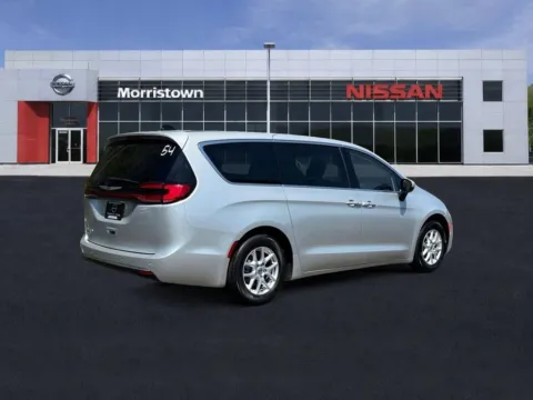 Another view of 2025 Chrysler Pacifica Limited for sale in Morristown, TN at Morristown Nissan