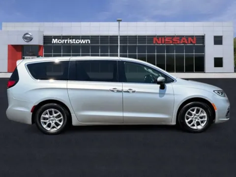Photos of 2025 Chrysler Pacifica Limited for sale in Morristown, TN at Morristown Nissan