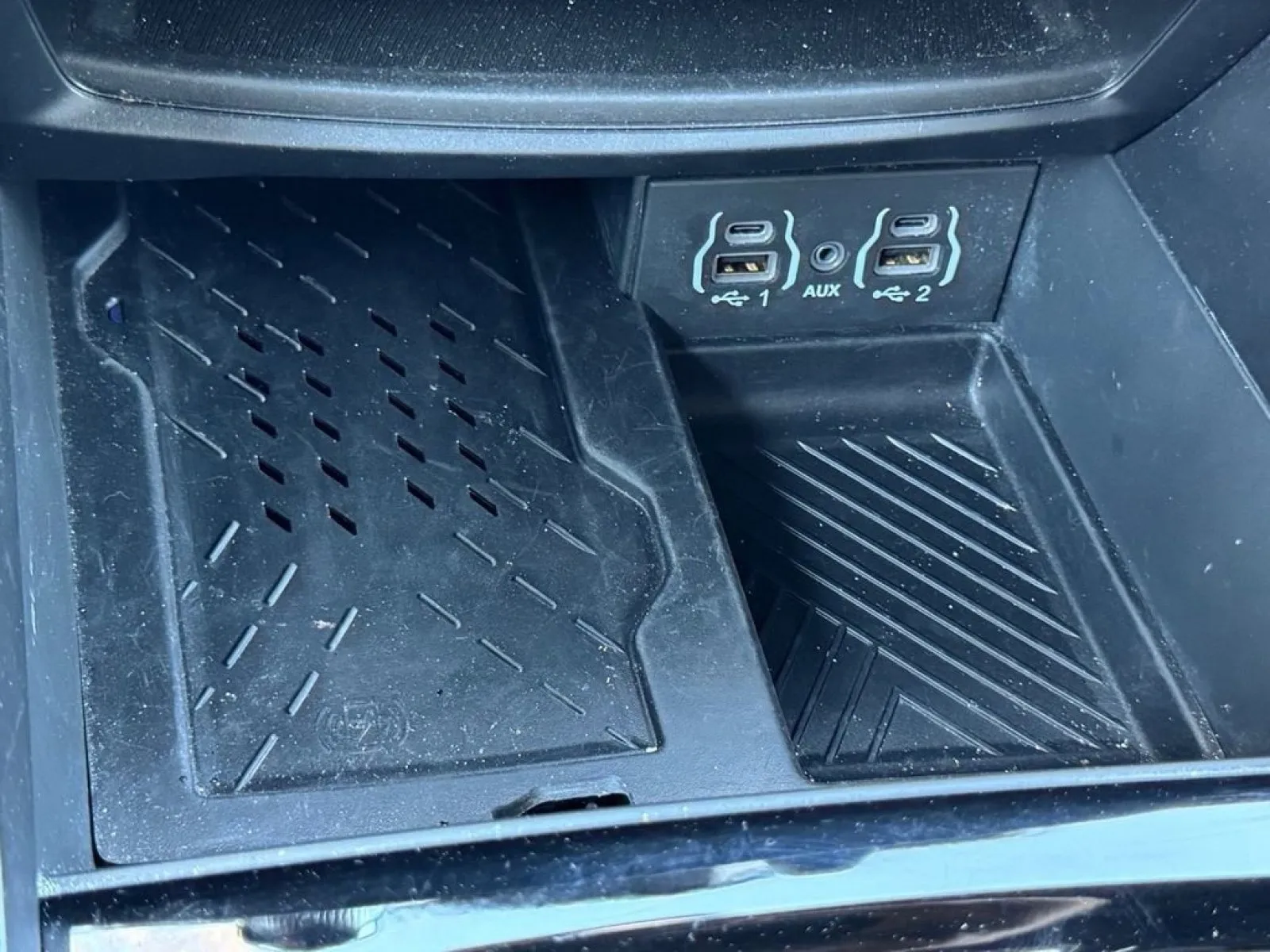 2025 Chrysler Pacifica Limited - Photo 14