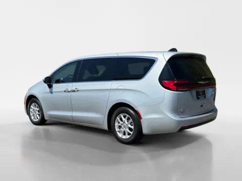 Photos of 2025 Chrysler Pacifica Limited for sale in Morristown, TN at Morristown Nissan