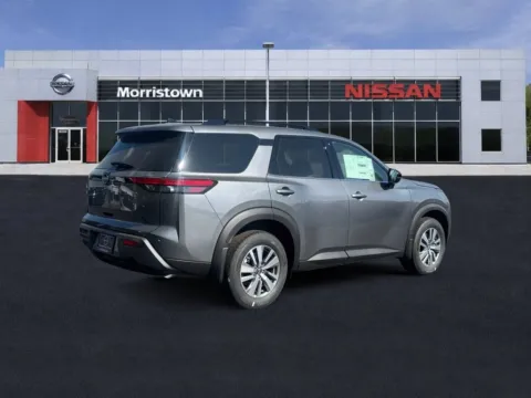 More photos of 2026 Nissan Pathfinder SL at Morristown Nissan, TN
