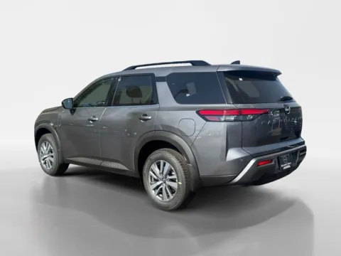 Photos of 2026 Nissan Pathfinder SL for sale in Morristown, TN at Morristown Nissan