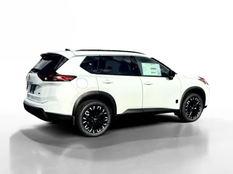 More photos of 2026 Nissan Rogue Dark Armor at Morristown Nissan, TN