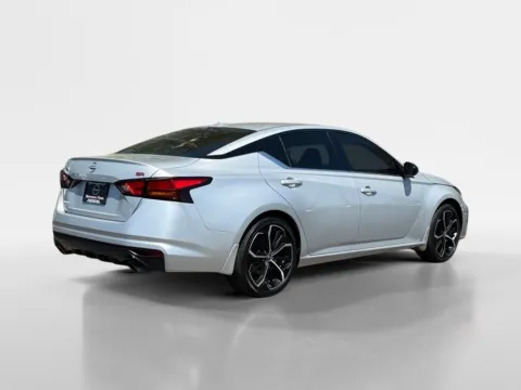 More photos of 2024 Nissan Altima 2.5 SR at Morristown Nissan, TN