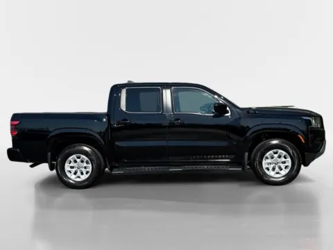 More photos of 2024 Nissan Frontier SV at Morristown Nissan, TN