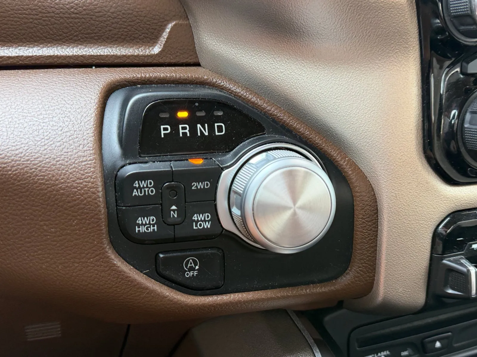 2019 RAM Ram 1500 Pickup Laramie - Photo 14