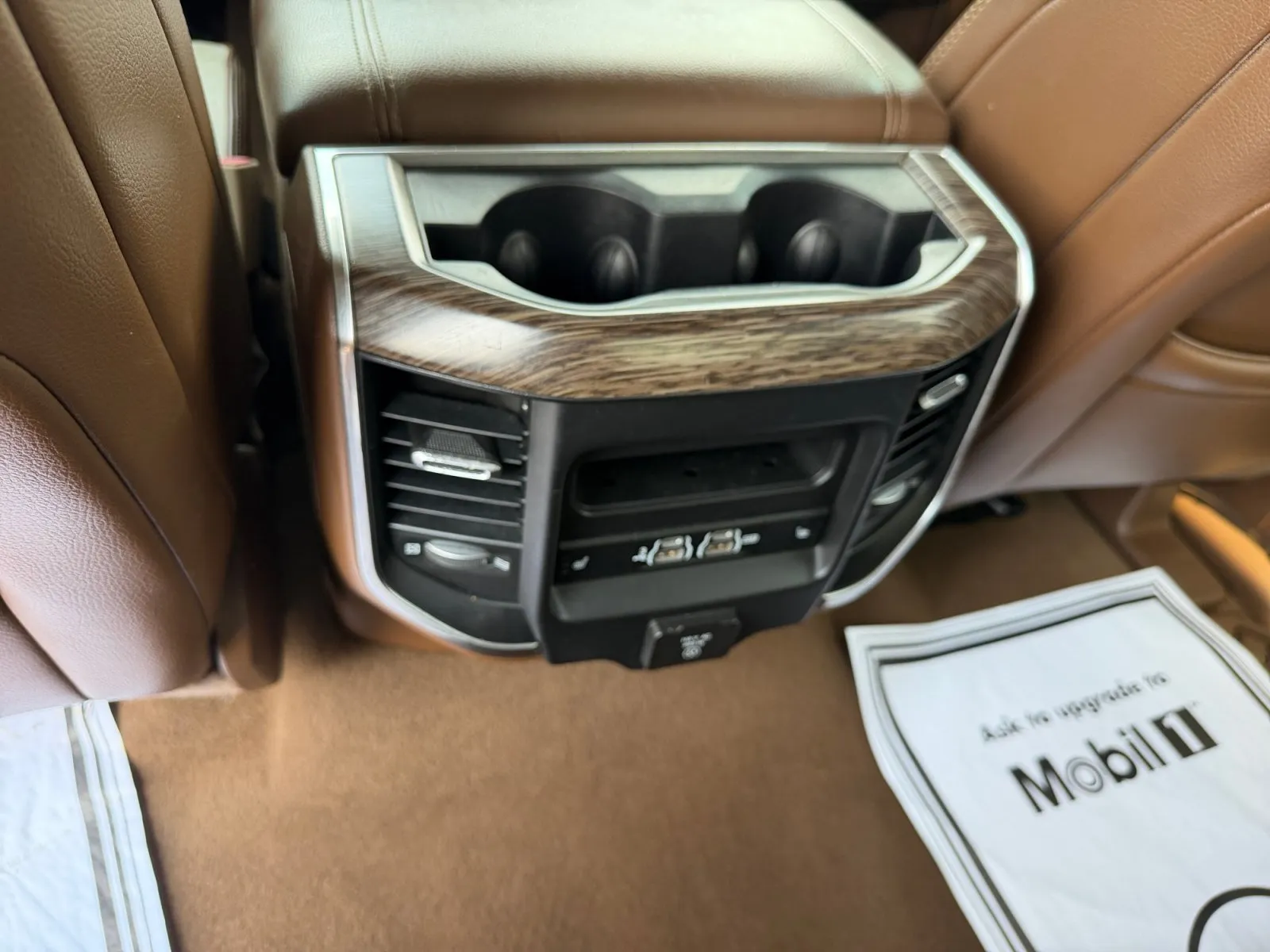 2019 RAM Ram 1500 Pickup Laramie - Photo 8