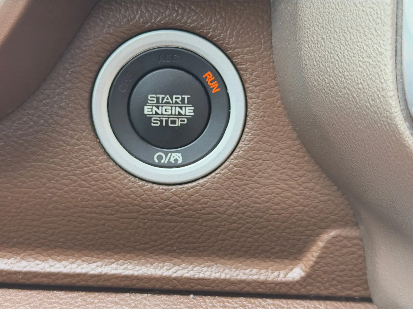 2019 RAM Ram 1500 Pickup Laramie - Photo 16