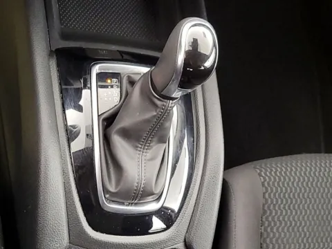 More photos of 2020 Nissan Rogue Sport S at Morristown Nissan, TN