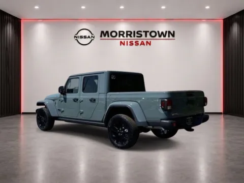 More photos of 2025 Jeep Gladiator Nighthawk at Morristown Nissan, TN
