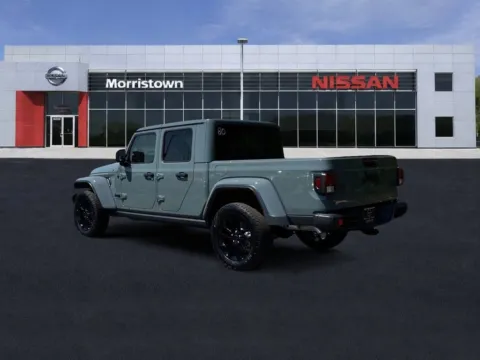 More photos of 2025 Jeep Gladiator Nighthawk at Morristown Nissan, TN