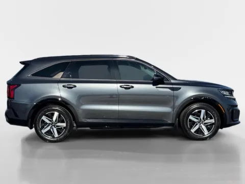 More photos of 2022 Kia Sorento S at Morristown Nissan, TN