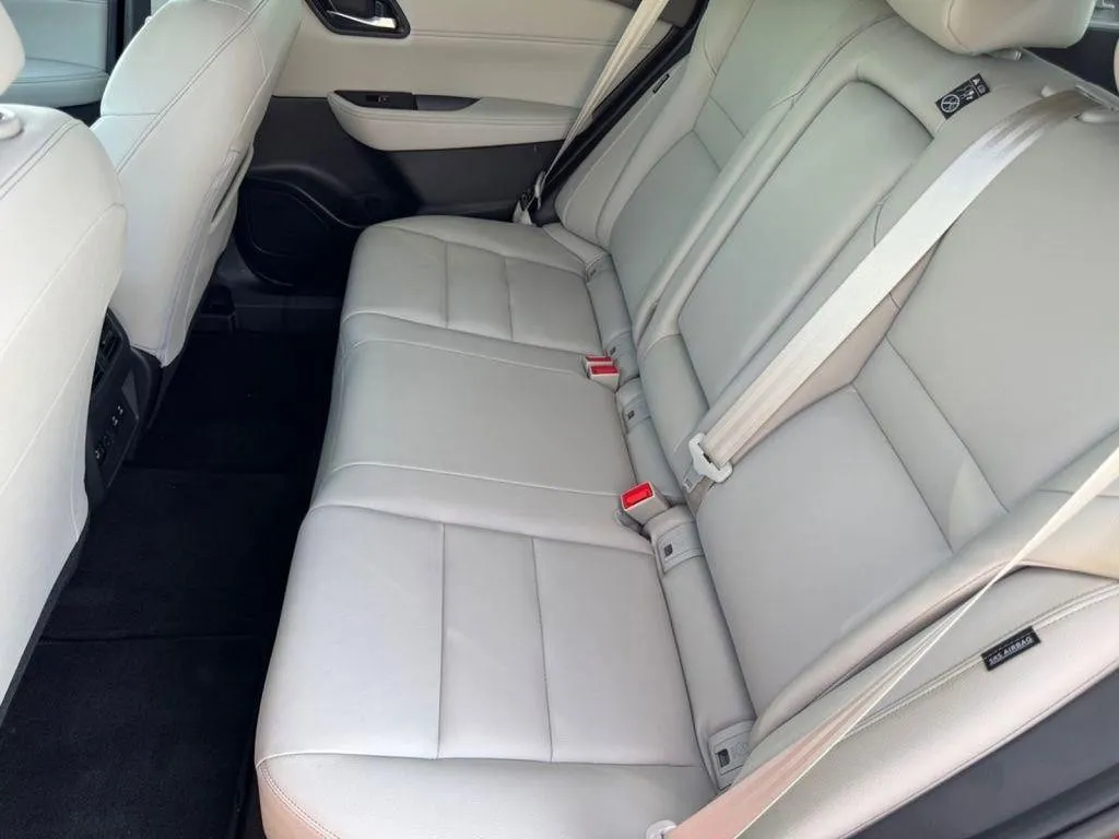 2025 Nissan Rogue SL - Photo 22