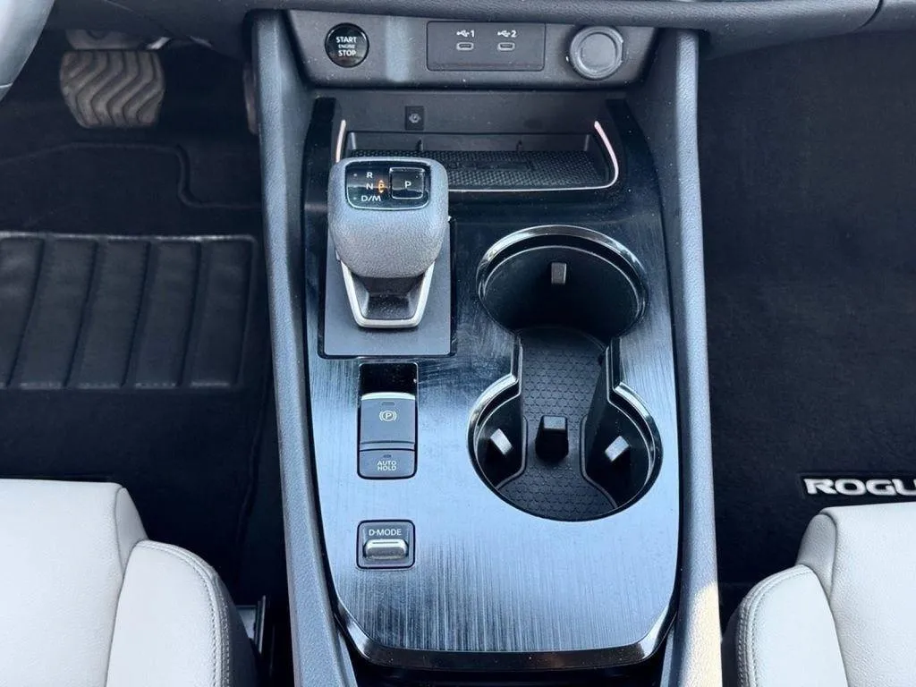 2025 Nissan Rogue SL - Photo 9