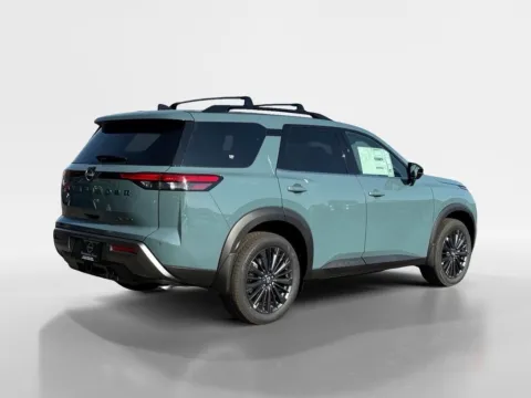 More photos of 2026 Nissan Pathfinder SL at Morristown Nissan, TN