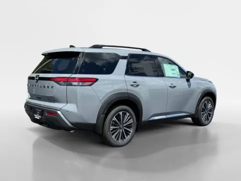 More photos of 2026 Nissan Pathfinder Platinum at Morristown Nissan, TN