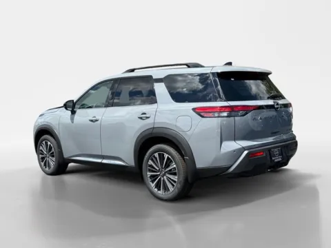 Photos of 2026 Nissan Pathfinder Platinum for sale in Morristown, TN at Morristown Nissan