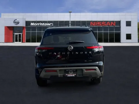 More photos of 2026 Nissan Pathfinder SL at Morristown Nissan, TN