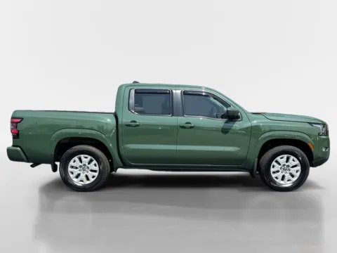 More photos of 2022 Nissan Frontier SV at Morristown Nissan, TN