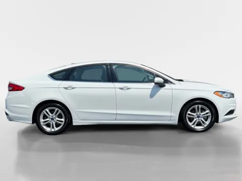 More photos of 2018 Ford Fusion SE at Morristown Nissan, TN