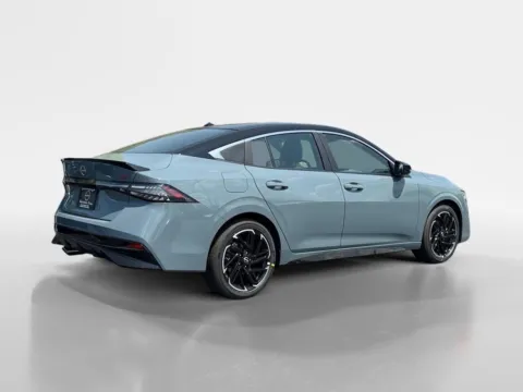 More photos of 2026 Nissan Sentra SR at Morristown Nissan, TN