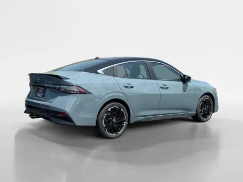 More photos of 2026 Nissan Sentra SR at Morristown Nissan, TN