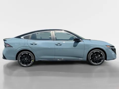 More photos of 2026 Nissan Sentra SR at Morristown Nissan, TN