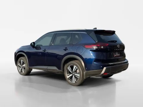 More photos of 2025 Nissan Rogue SL at Morristown Nissan, TN