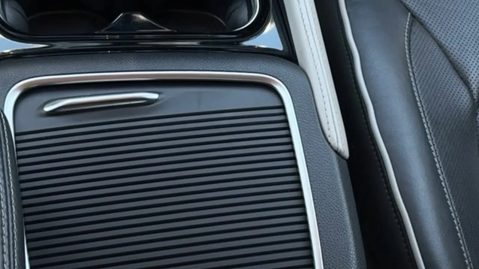 2022 Chrysler Pacifica Limited - Photo 20