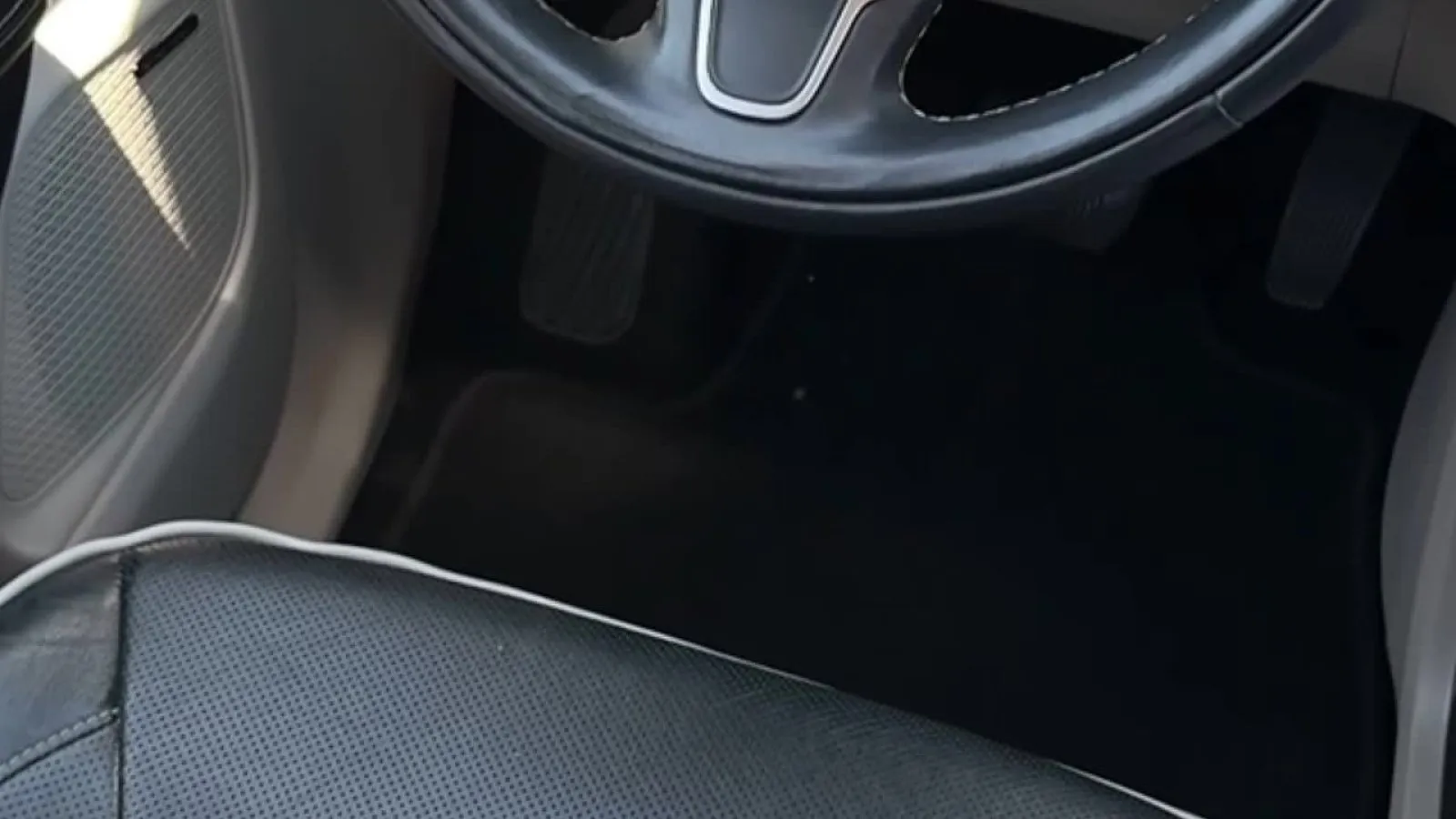 2022 Chrysler Pacifica Limited - Photo 14