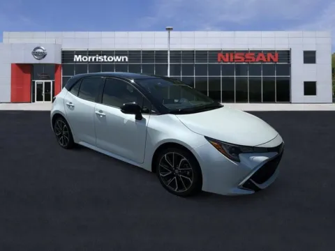 White 2021 Toyota Corolla Hatchback XSE for sale in Morristown, TN