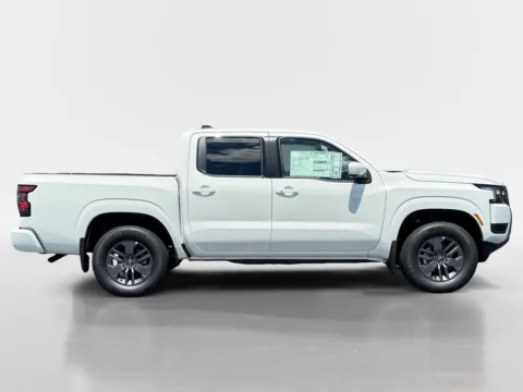 More photos of 2026 Nissan Frontier SV at Morristown Nissan, TN