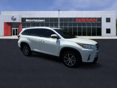 White 2019 Toyota Highlander XLE for sale in Morristown, TN