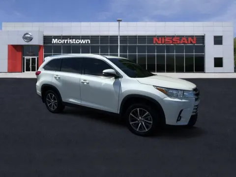 White 2019 Toyota Highlander XLE for sale in Morristown, TN