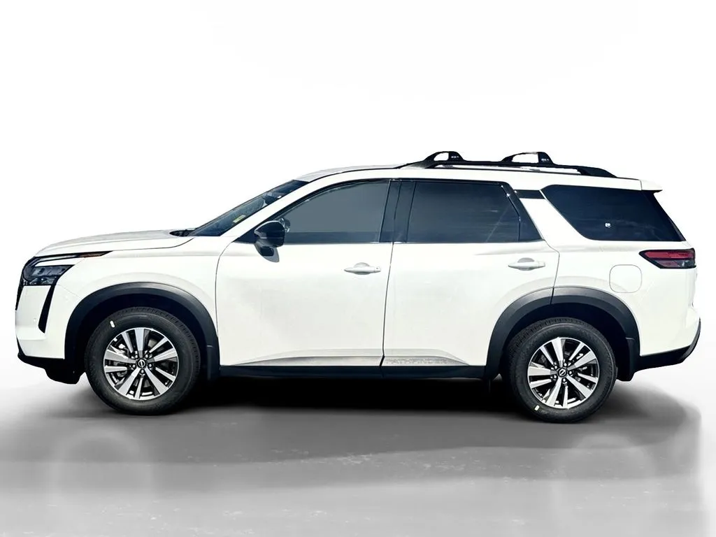 White 2026 Nissan Pathfinder SL for sale in Morristown, TN