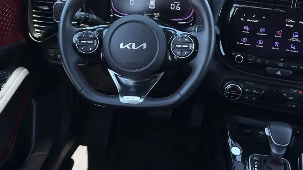 2025 Kia Soul GT-Line - Photo 14