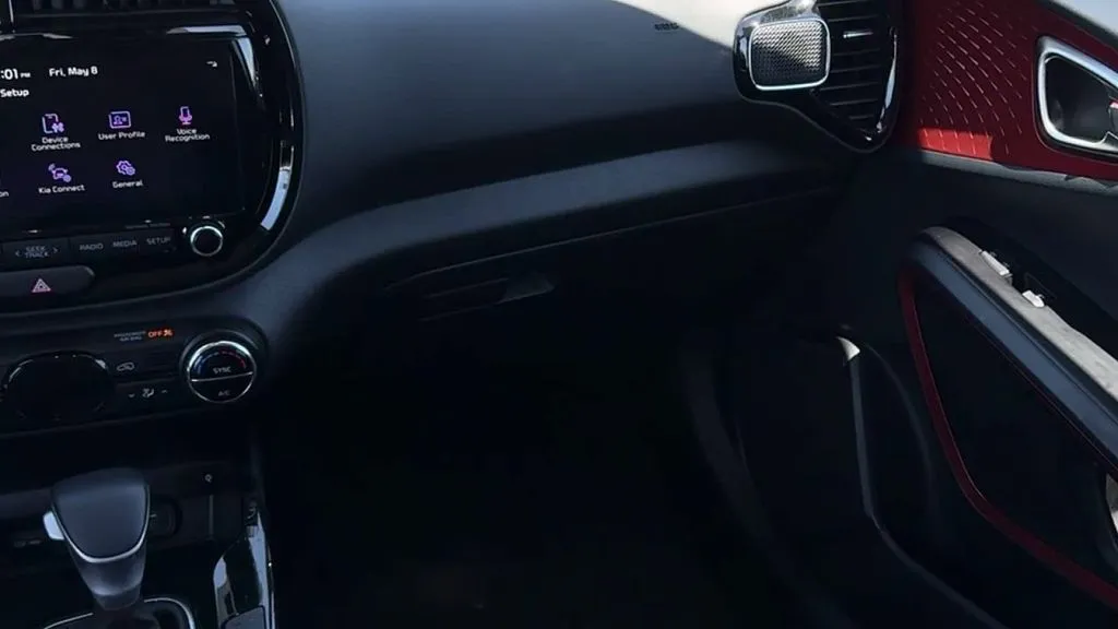 2025 Kia Soul GT-Line - Photo 16