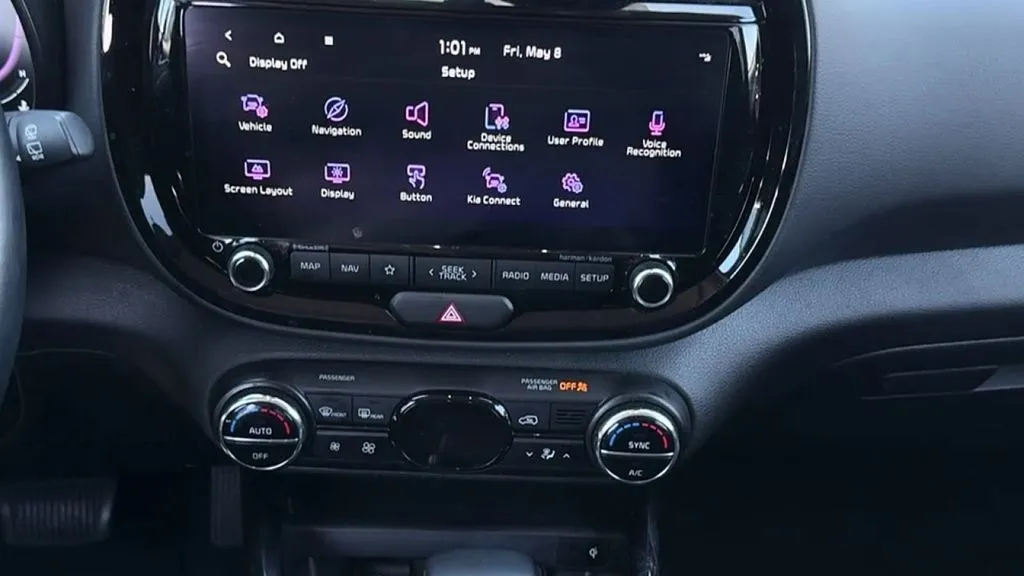 2025 Kia Soul GT-Line - Photo 18