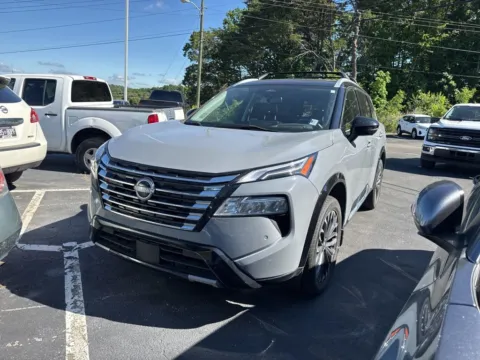Gray 2024 Nissan Rogue Platinum for sale in Morristown, TN