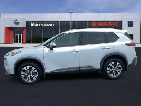 More photos of 2021 Nissan Rogue SV at Morristown Nissan, TN