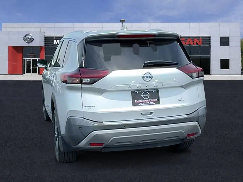 2021 Nissan Rogue SV - Photo 7