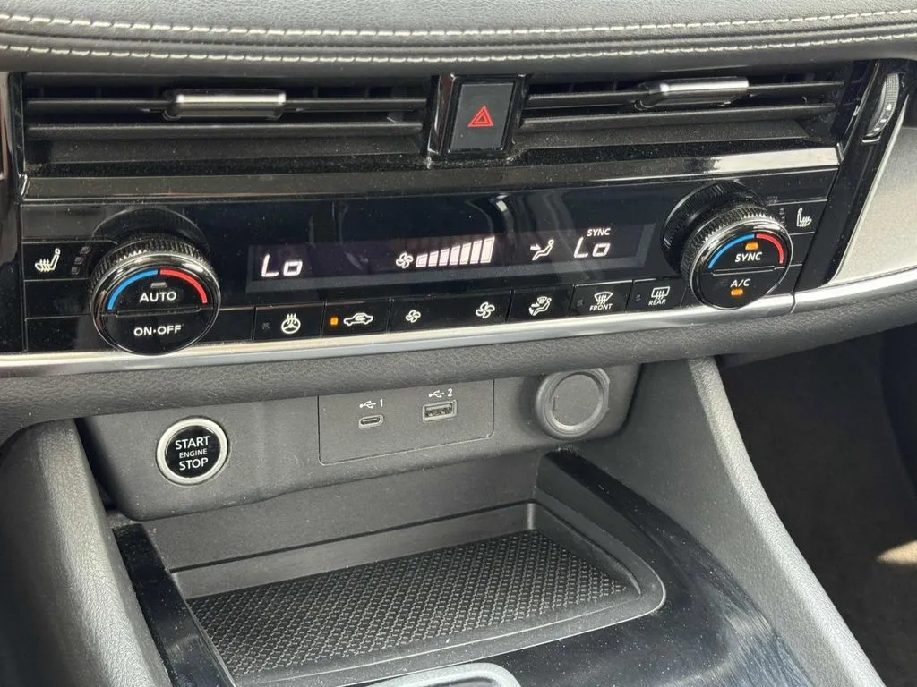 2021 Nissan Rogue SV - Photo 21