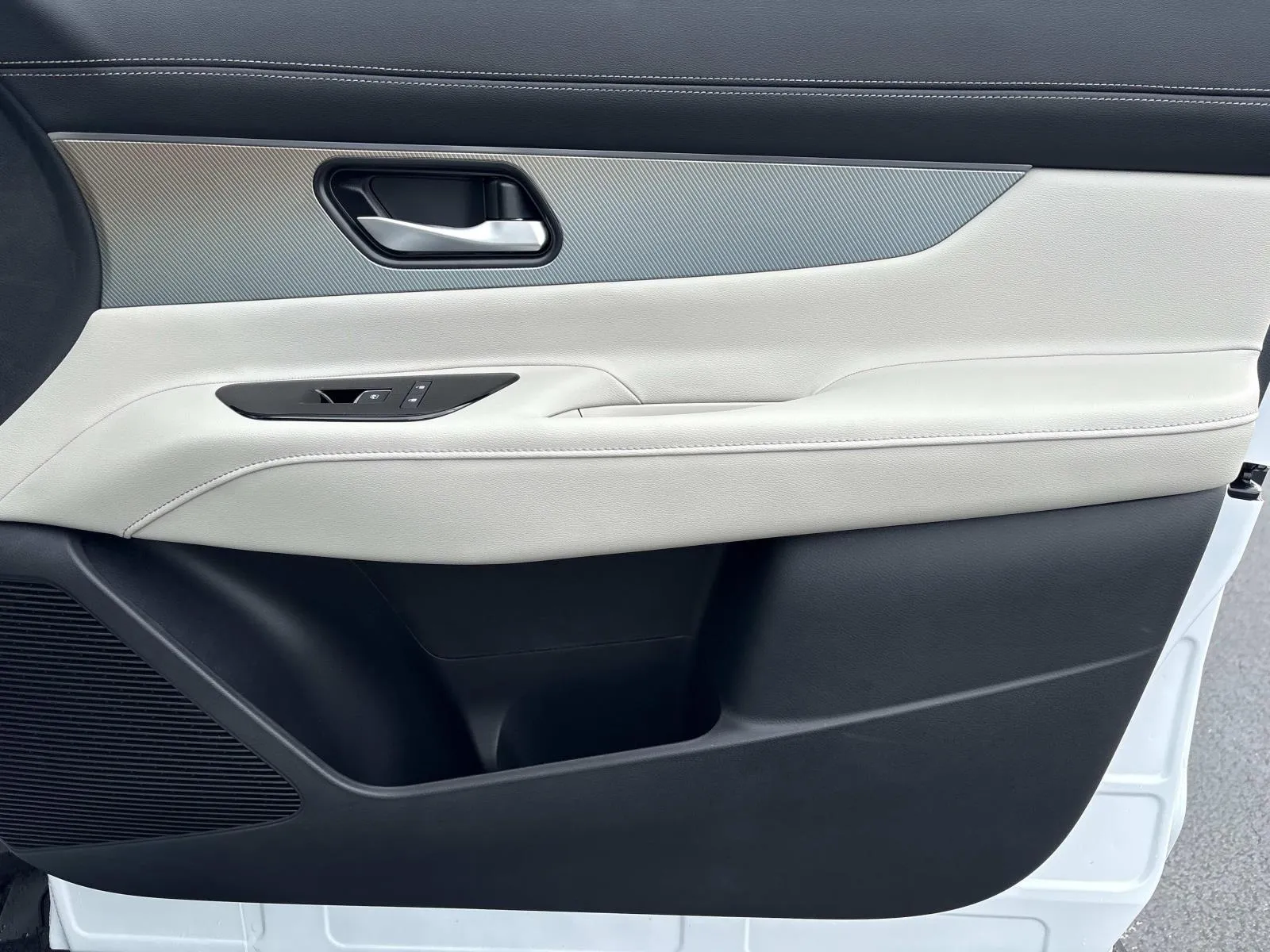2025 Nissan Murano SL - Photo 25