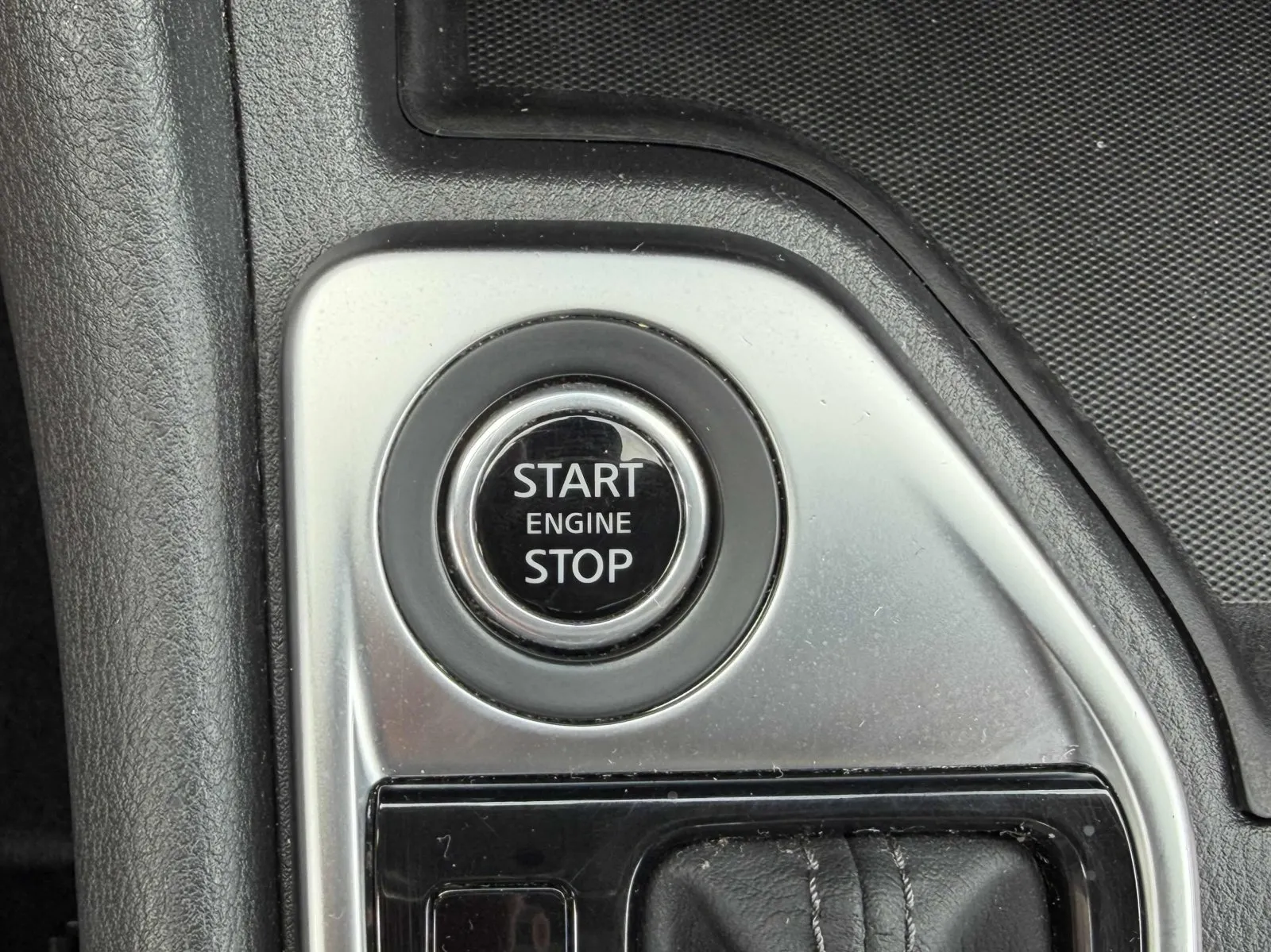 2025 Nissan Sentra SV - Photo 22