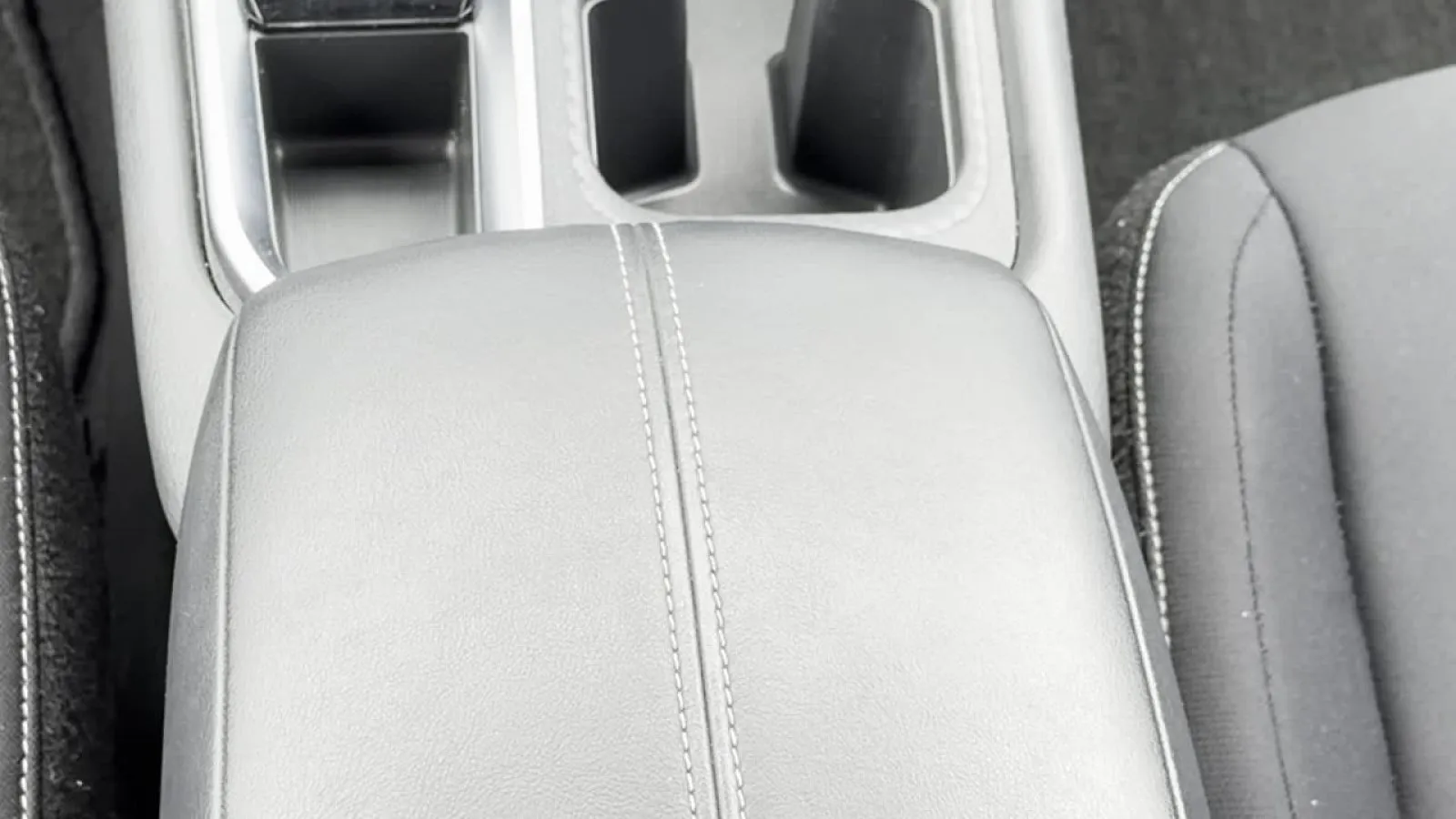 2025 Nissan Sentra SV - Photo 17