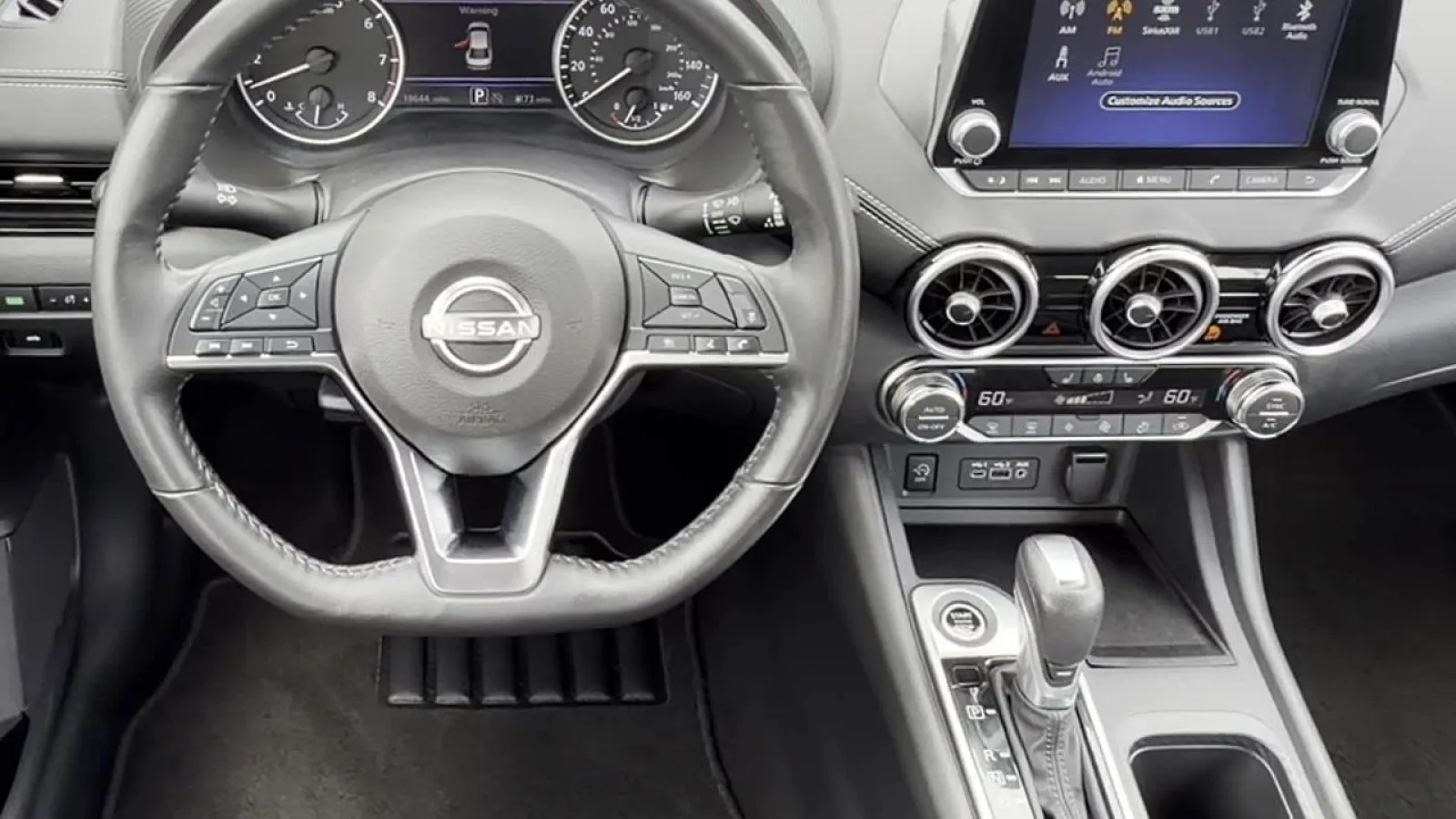 2025 Nissan Sentra SV - Photo 13