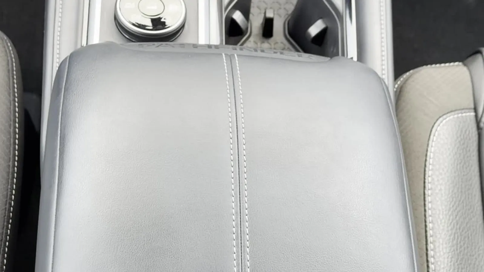 2023 Nissan Pathfinder SL - Photo 17