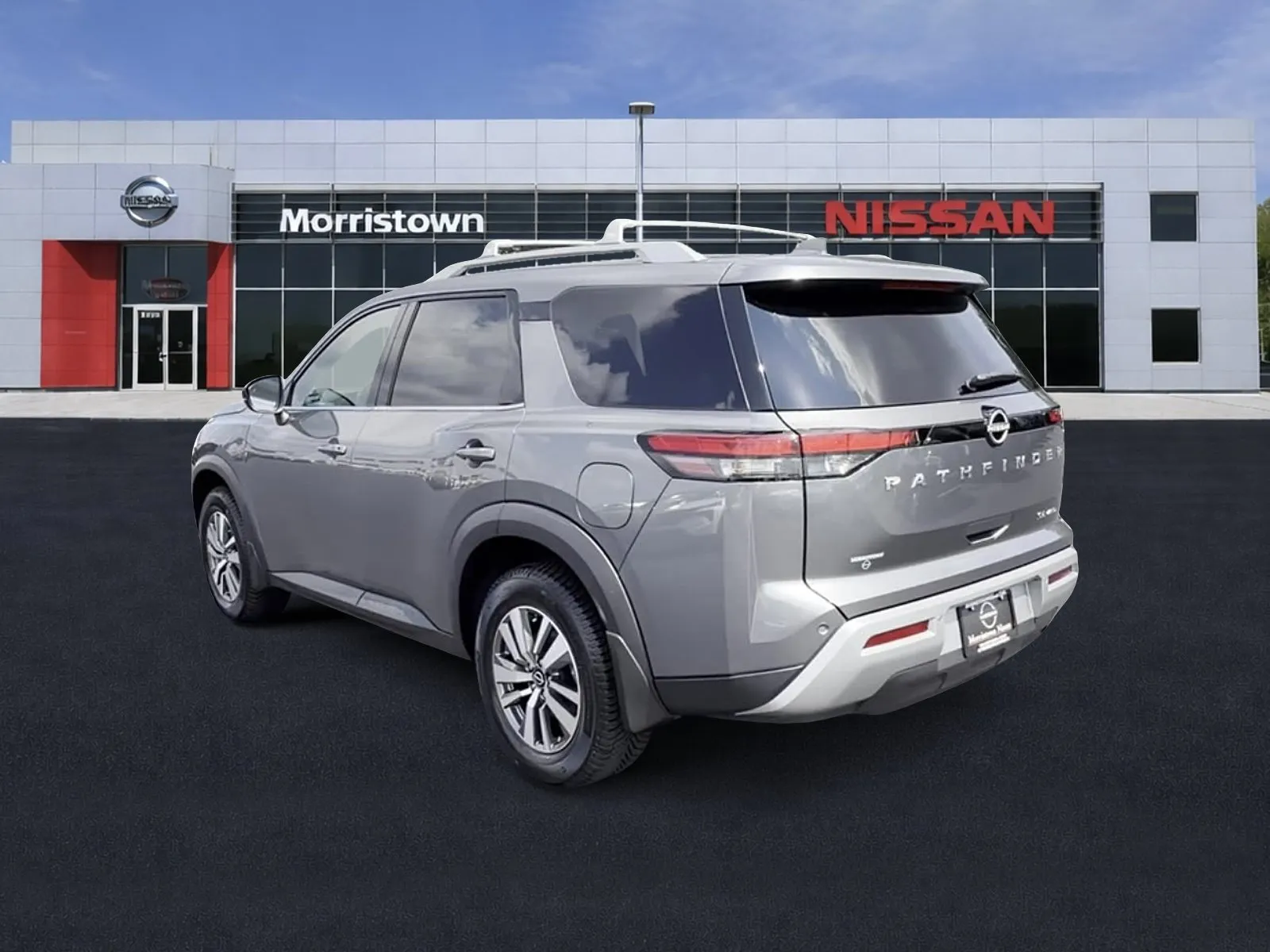 2023 Nissan Pathfinder SL - Photo 7